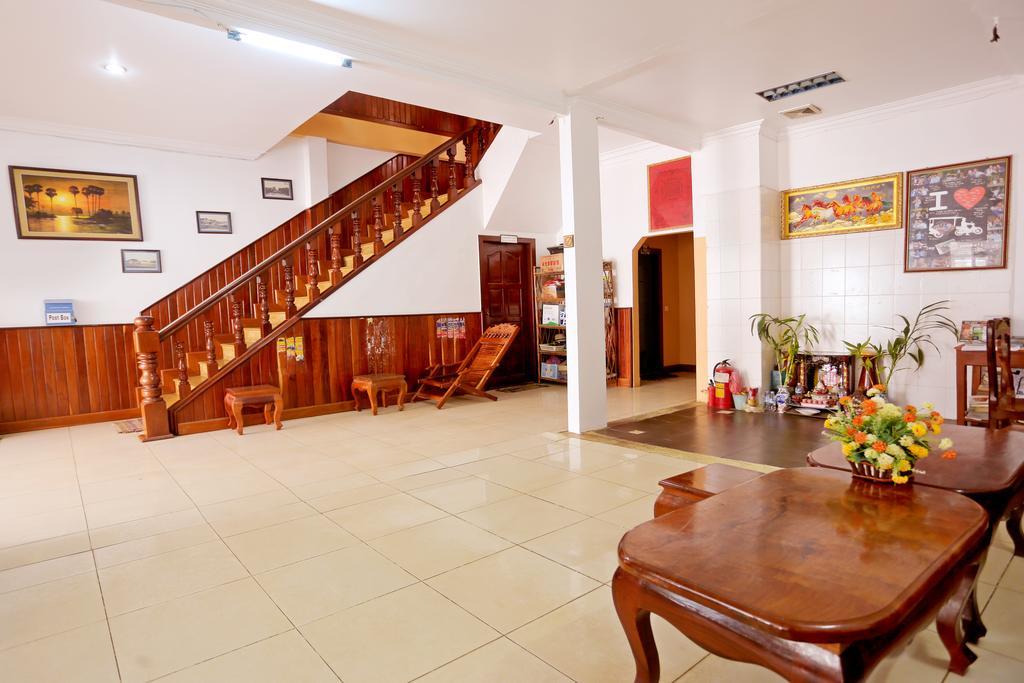 Hang Tep Hostel Siem Reap Esterno foto